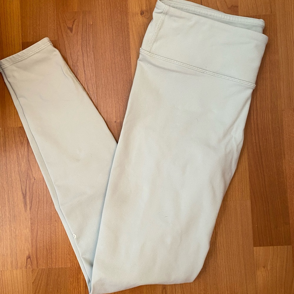 Alo Yoga leggings